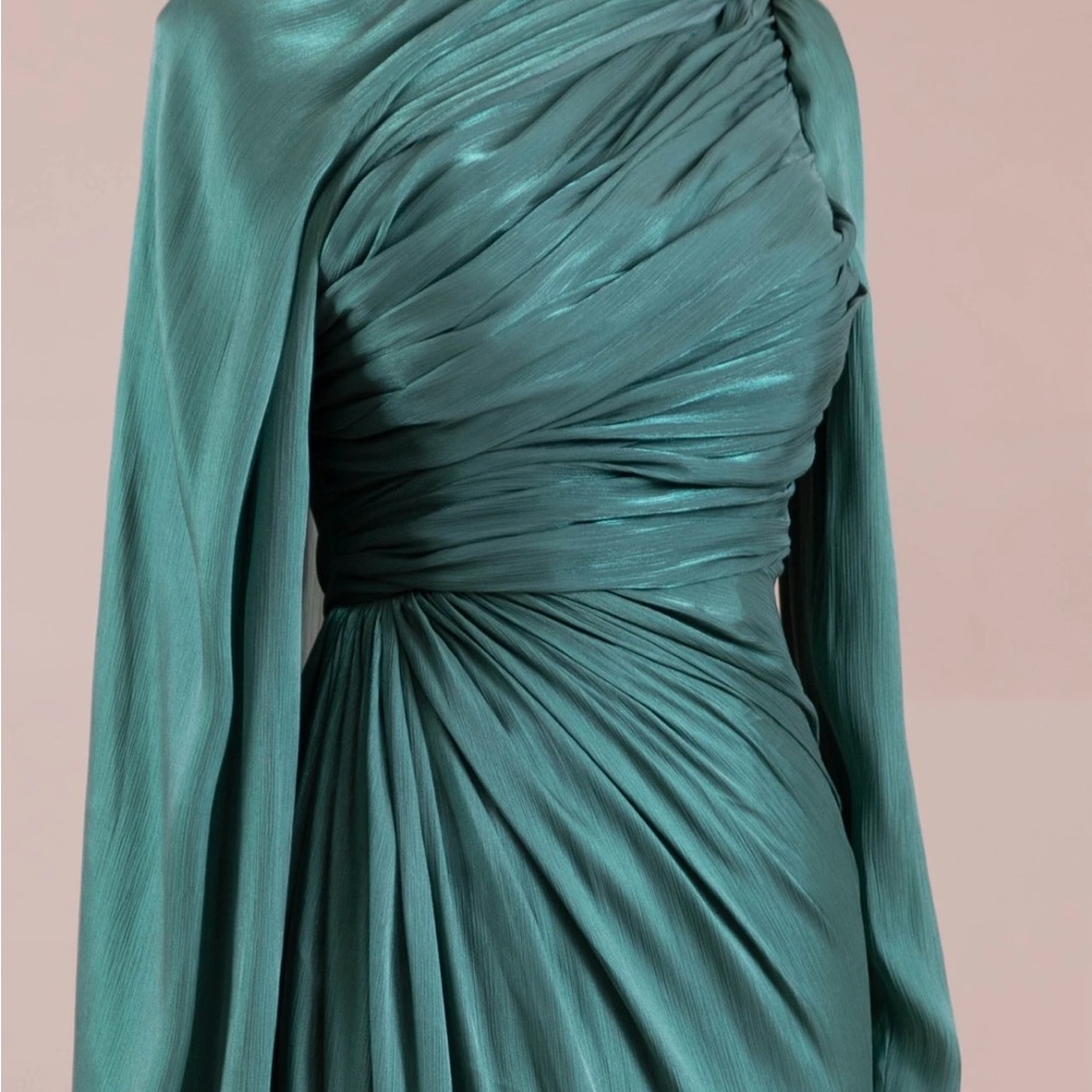 Elegant Teal Evening Gown